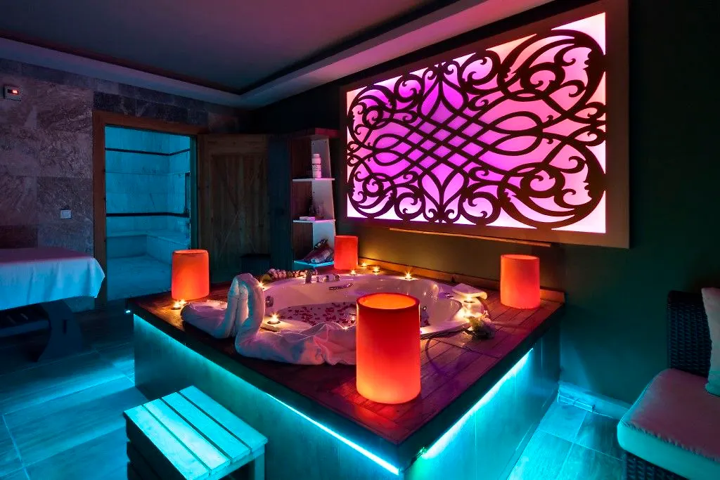 Golden Age Hotel Yalikavak Bodrum 4*,  Turkey