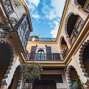 Riad Ambre Et Epices *****