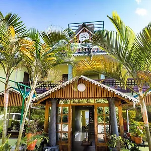 https://green-valley-vista.kerala-hotels.net